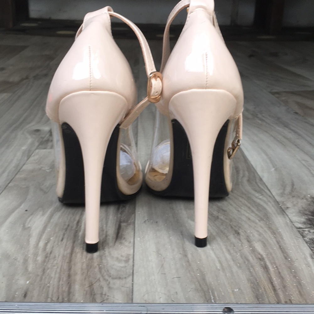 Nude Pumps - Picture 2 of 6